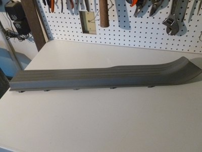 1998 Ford Expedition XLT - Door Entrance Trim, Right Front